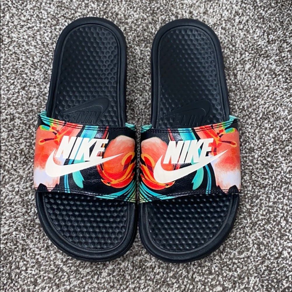 Women’s nike slides
